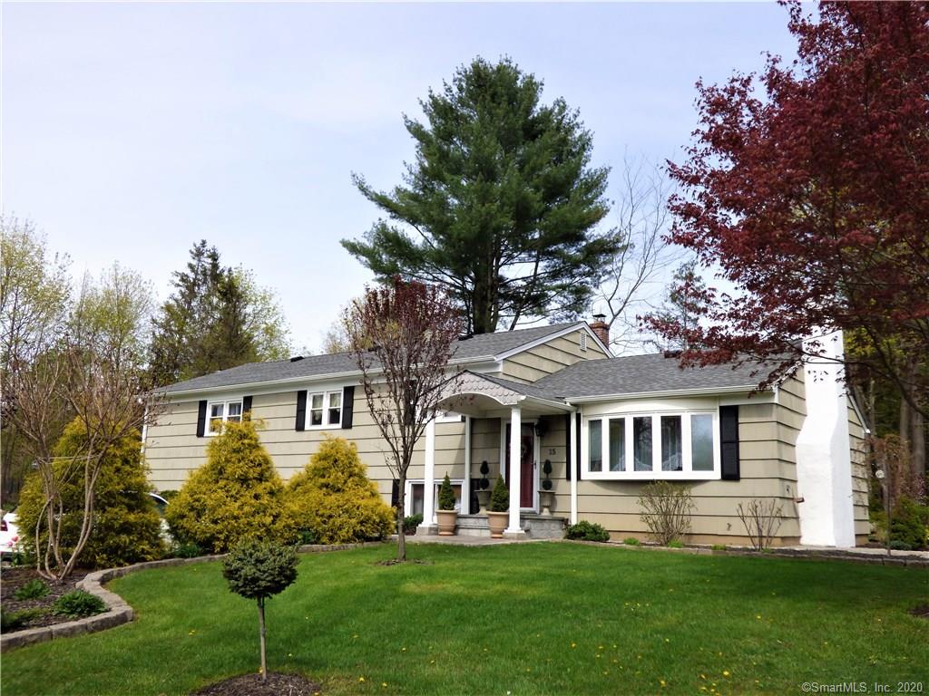 15 Dean Road Brookfield CT 06804