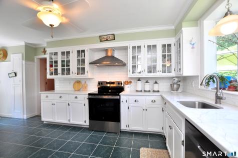 32 Aspetuck Avenue New Milford CT 06776