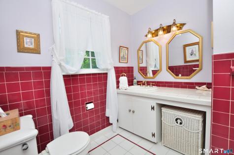 32 Aspetuck Avenue New Milford CT 06776