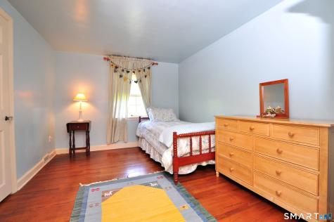 32 Aspetuck Avenue New Milford CT 06776