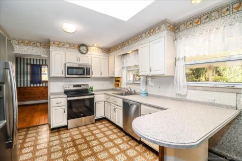 21 Crossmon Road New Milford CT 06776