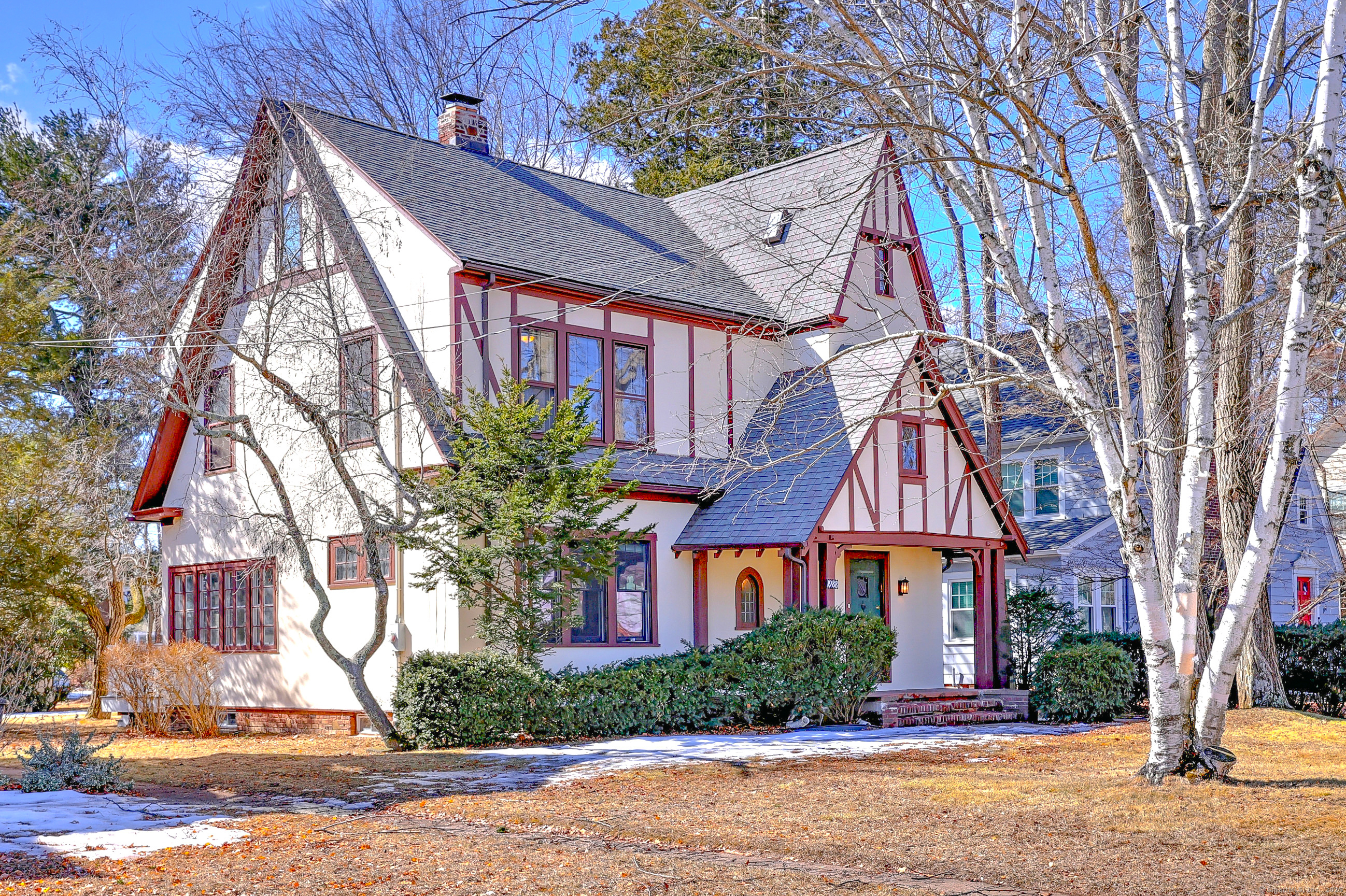 1988 Chapel Street New Haven CT 06515