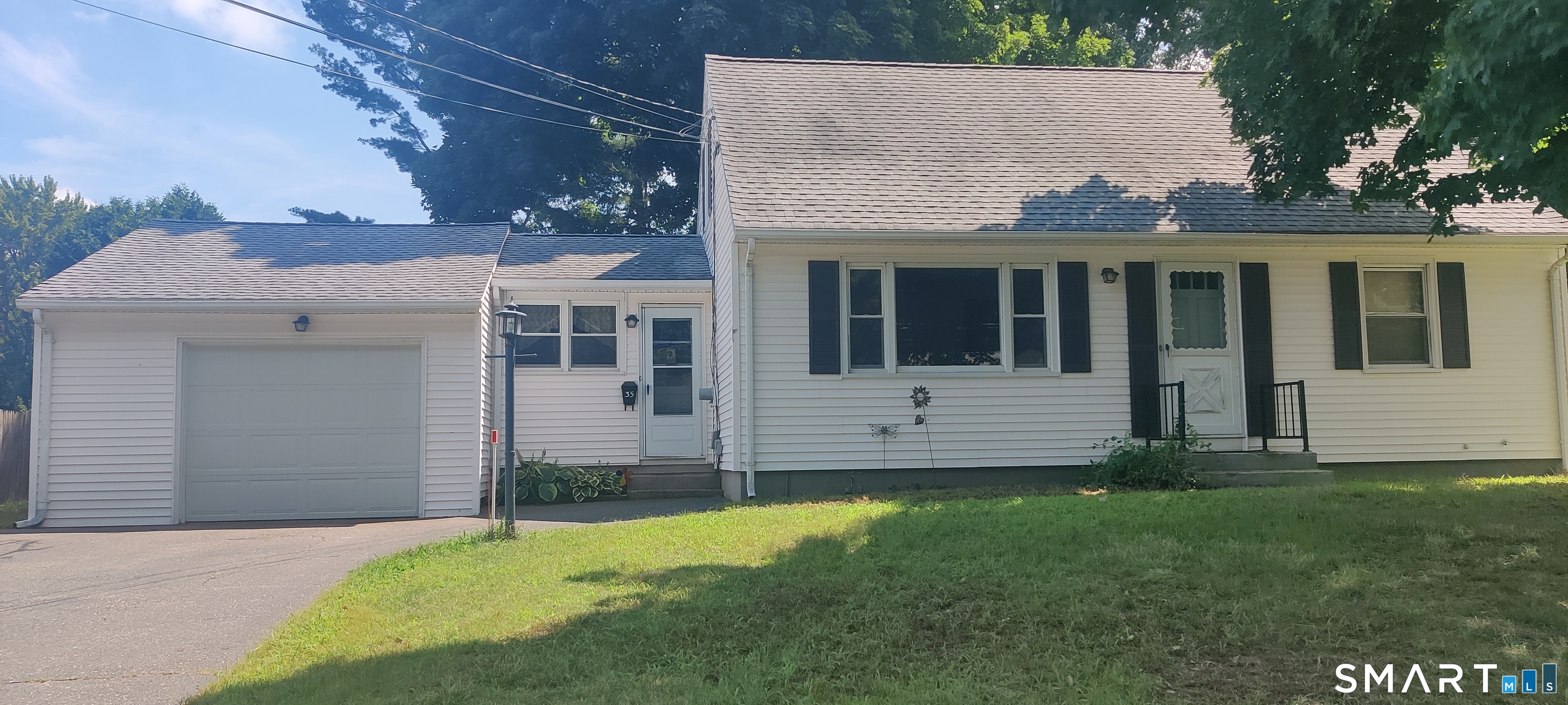 35 Brook Road Enfield CT 06082