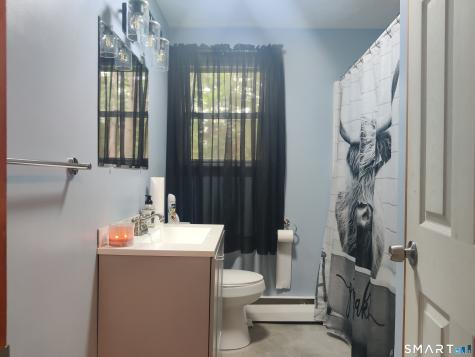 35 Brook Road Enfield CT 06082
