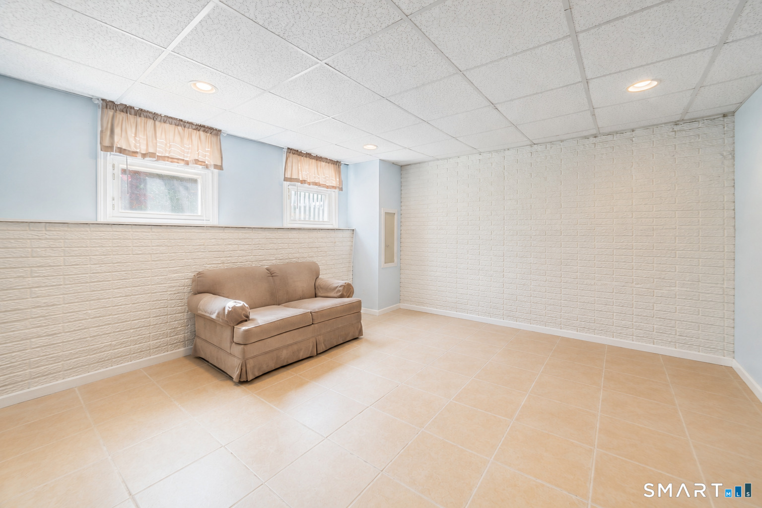 29 Evening Star Drive Seymour CT 06483