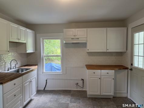 162 Bristol Street Thomaston CT 06787