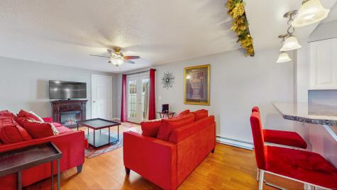 7 Inverness Square Middletown CT 06457