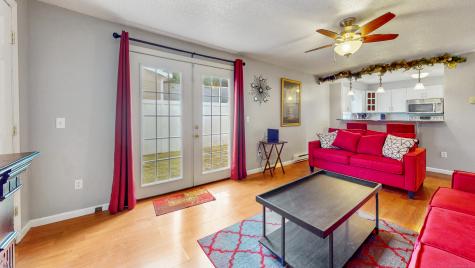 7 Inverness Square Middletown CT 06457