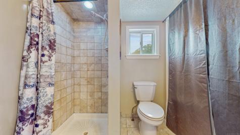 7 Inverness Square Middletown CT 06457