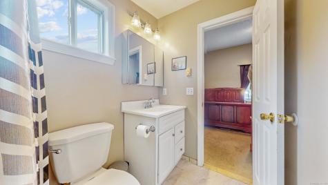 7 Inverness Square Middletown CT 06457