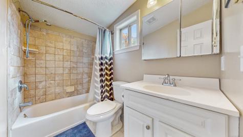 7 Inverness Square Middletown CT 06457