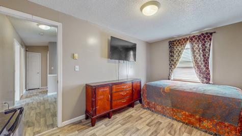 7 Inverness Square Middletown CT 06457