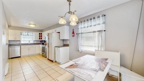 7 Inverness Square Middletown CT 06457