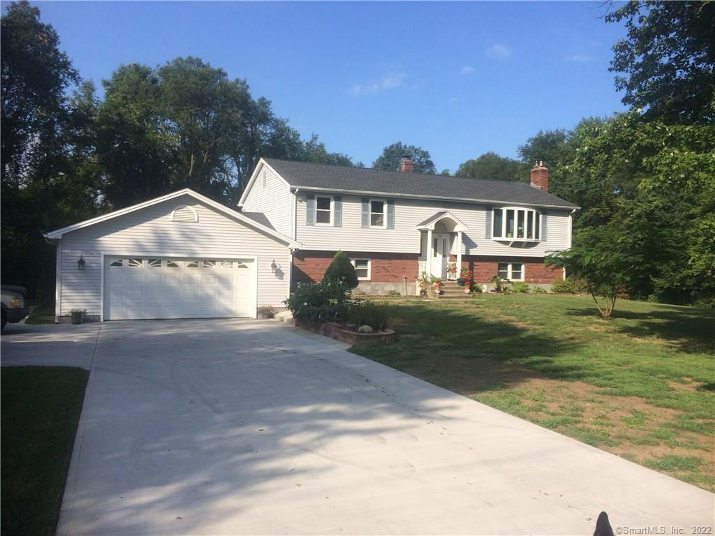 39 Somers Road Enfield CT 06082