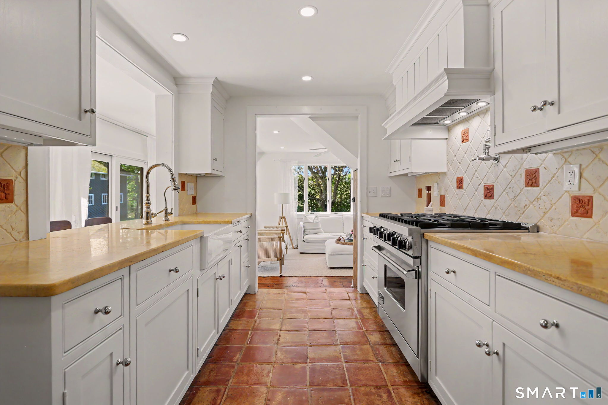 1373 Mill Plain Road Fairfield CT 06824