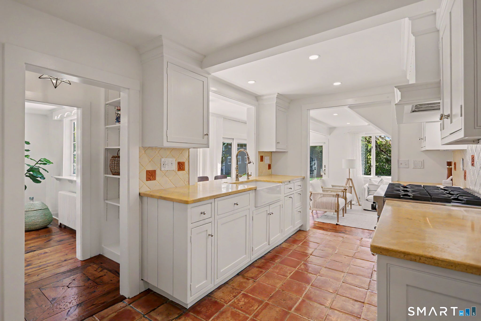 1373 Mill Plain Road Fairfield CT 06824