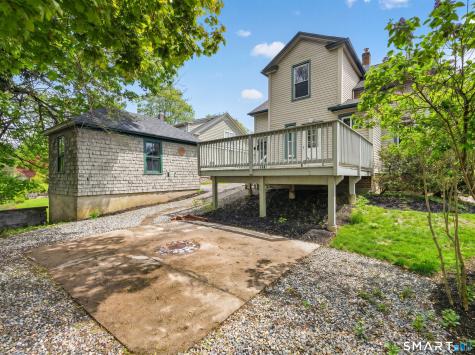 10 Goldberg Avenue Norwich CT 06360
