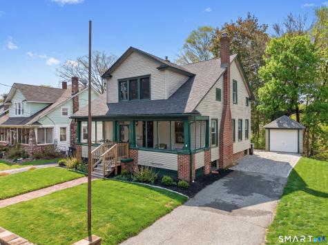 10 Goldberg Avenue Norwich CT 06360