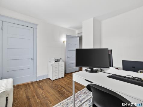 10 Goldberg Avenue Norwich CT 06360