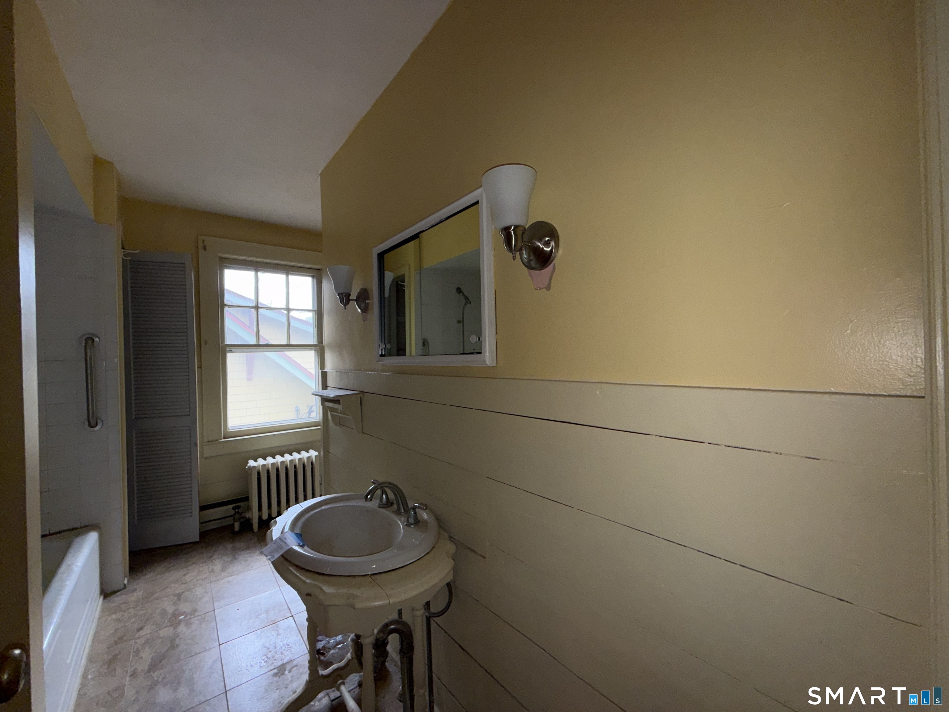 25 Spring Street Portland CT 06480