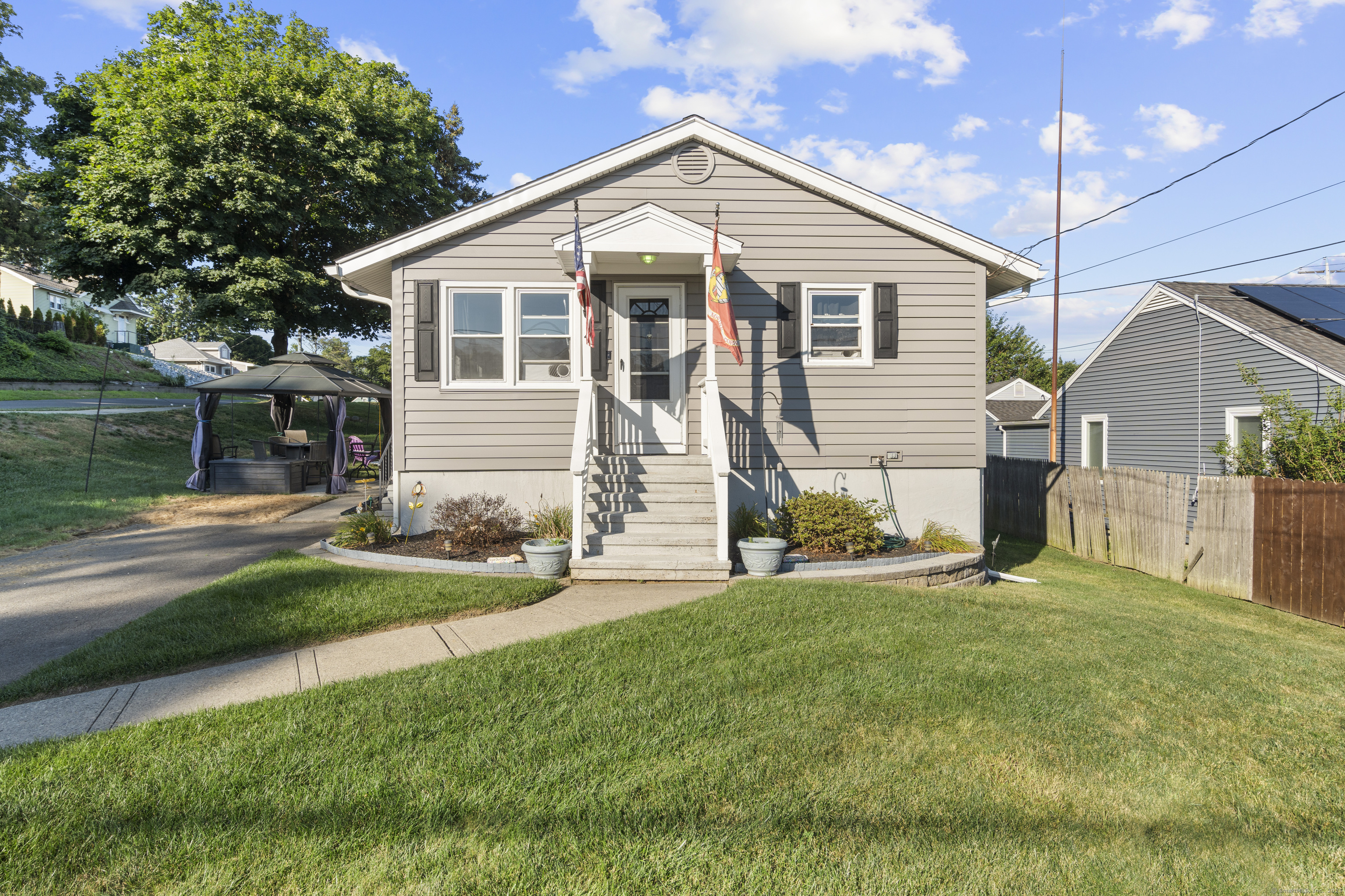 4 Warfield Street Milford CT 06461