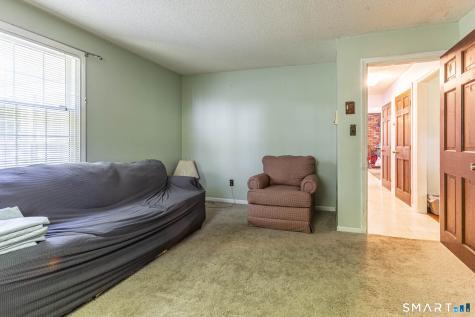 17 Greendale Avenue Cromwell CT 06416