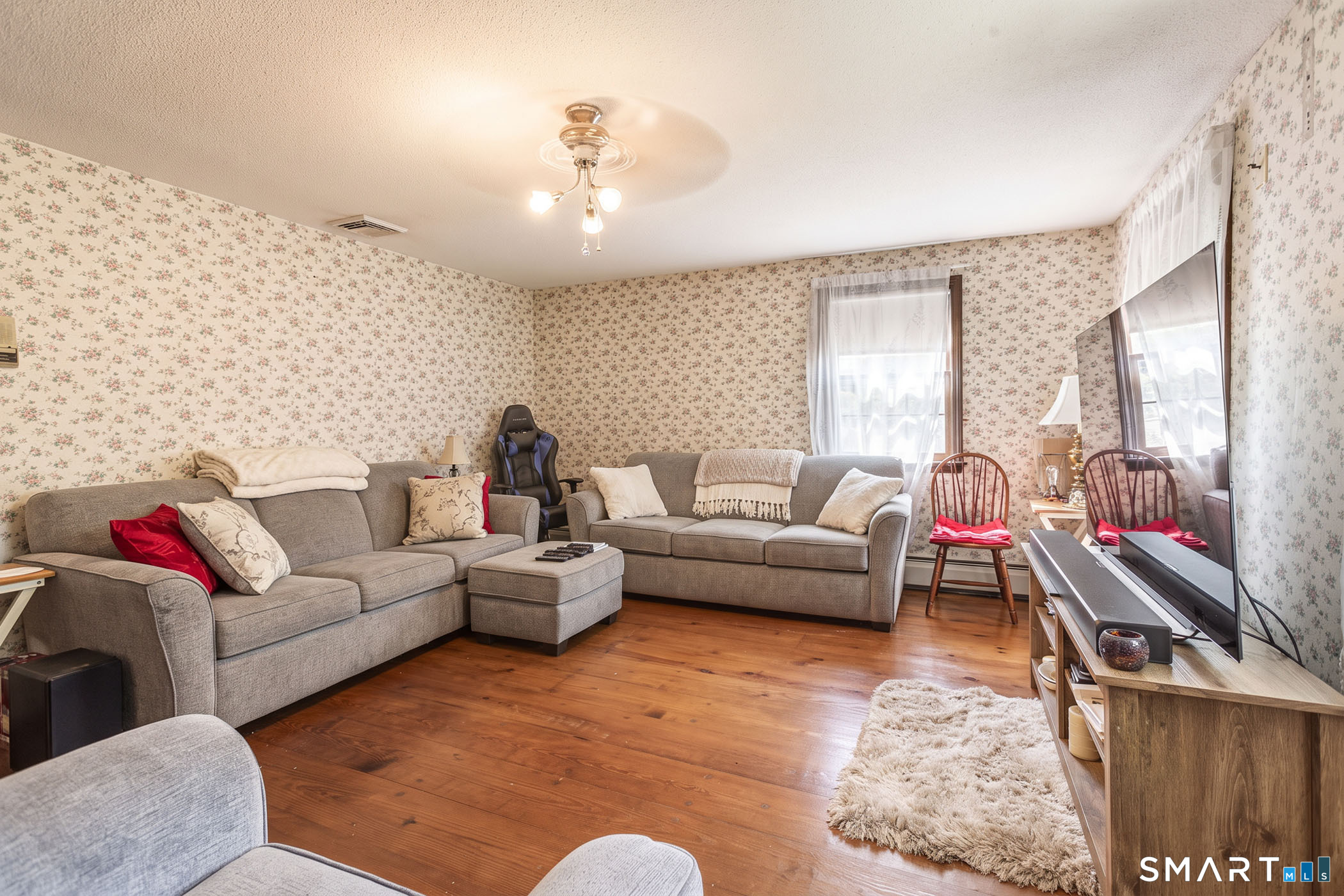 17 Greendale Avenue Cromwell CT 06416