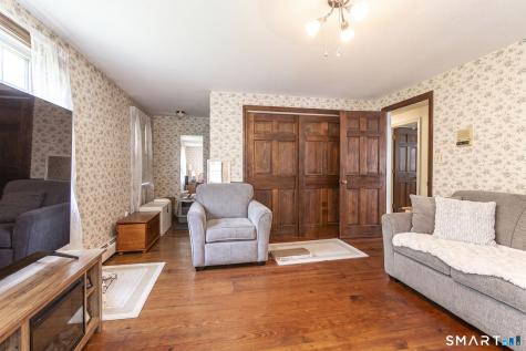 17 Greendale Avenue Cromwell CT 06416