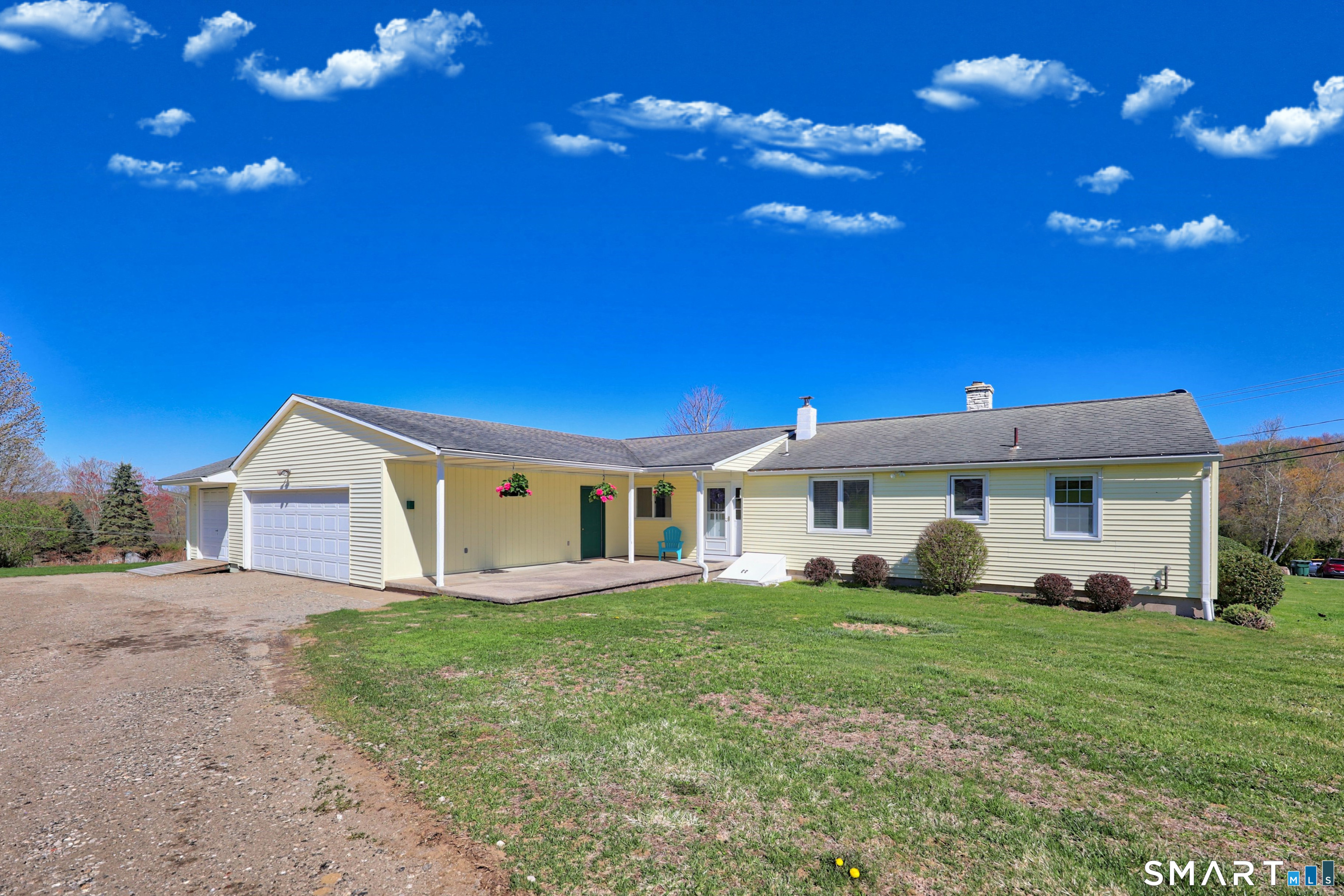 15 Wilton Road Plymouth CT 06782