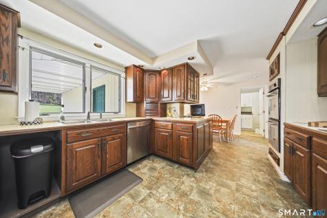 15 Wilton Road Plymouth CT 06782