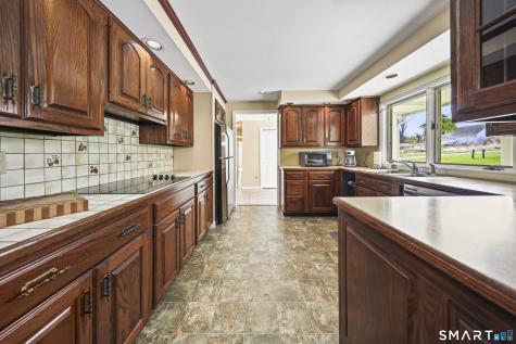 15 Wilton Road Plymouth CT 06782