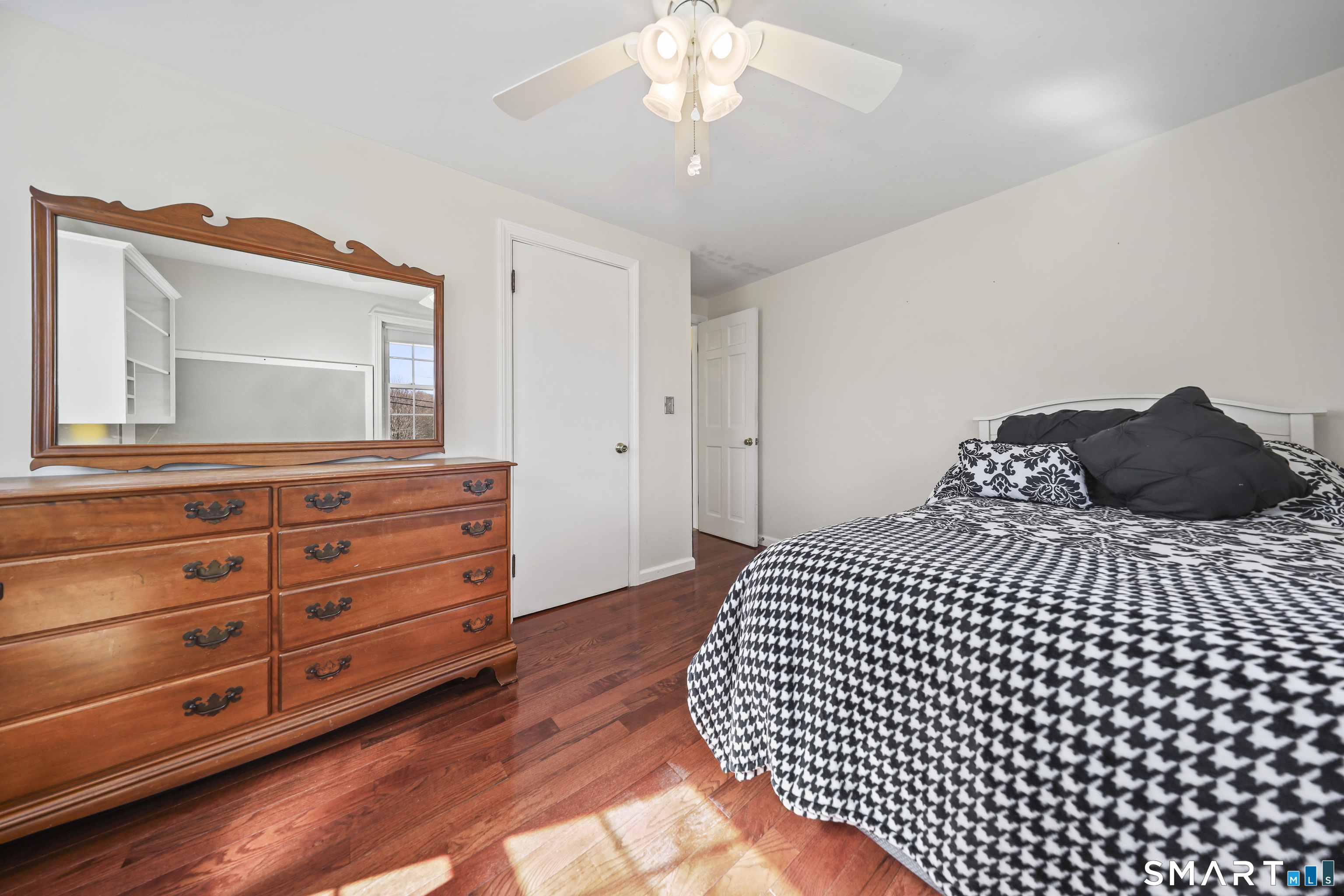 15 Wilton Road Plymouth CT 06782
