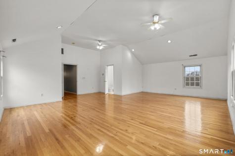 16 Larkey Road Oxford CT 06478