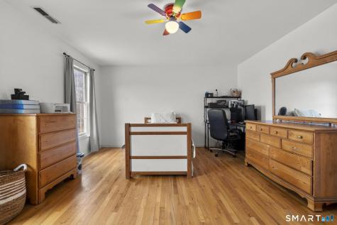 16 Larkey Road Oxford CT 06478