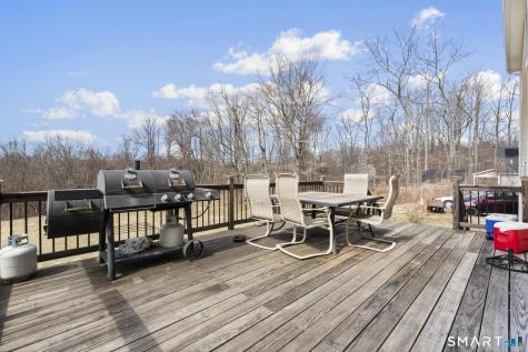 16 Larkey Road Oxford CT 06478