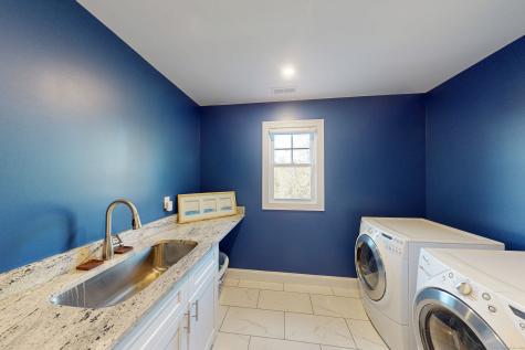 85 Weathervane Drive New Milford CT 06776