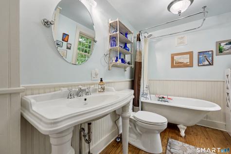 136 Chestnut Tree Hill Rd Extension Oxford CT 06478