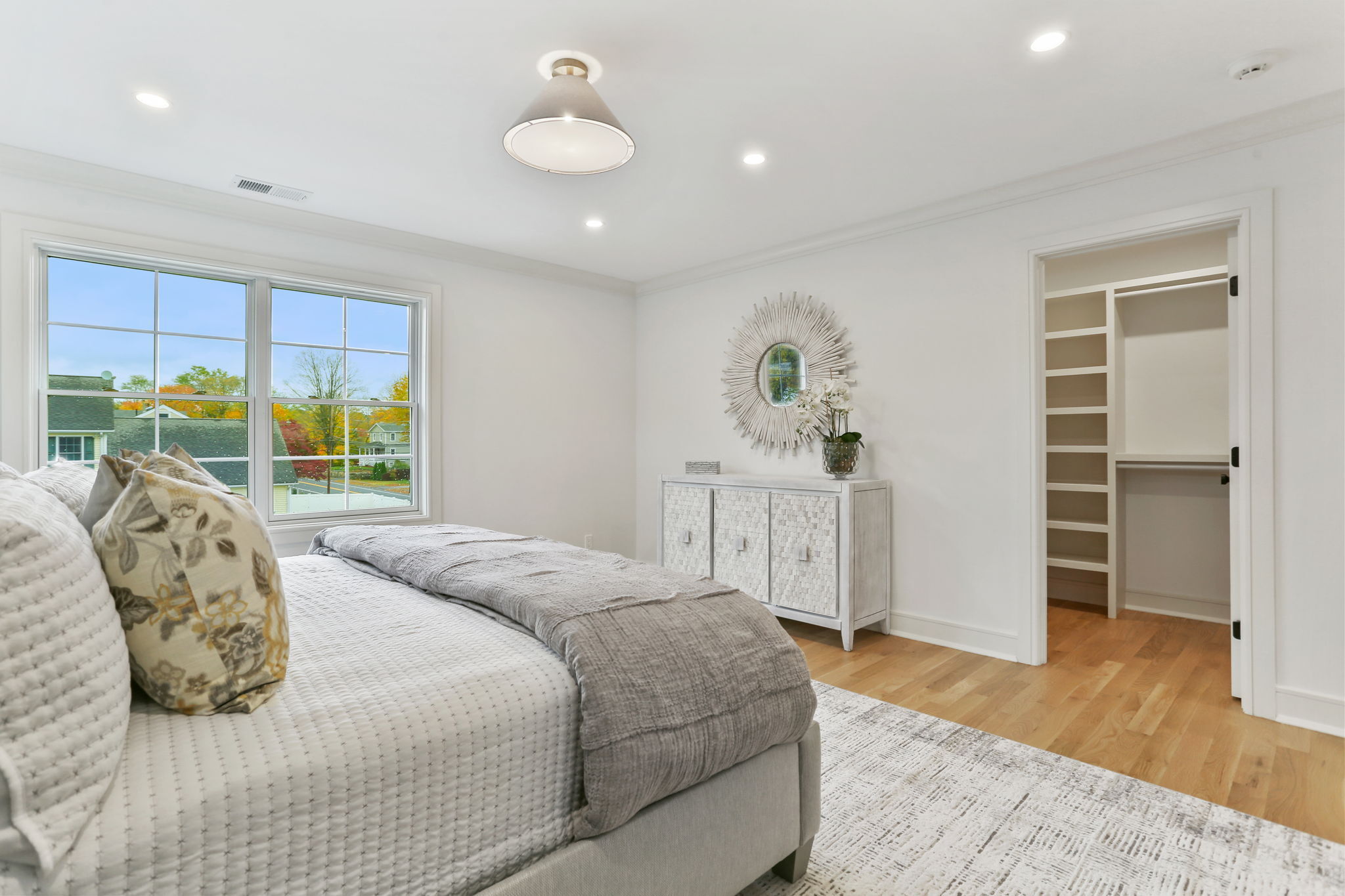 15 Barton Road Fairfield CT 06824