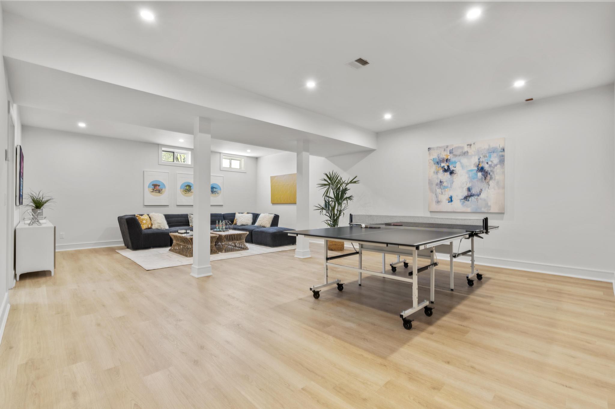 15 Barton Road Fairfield CT 06824