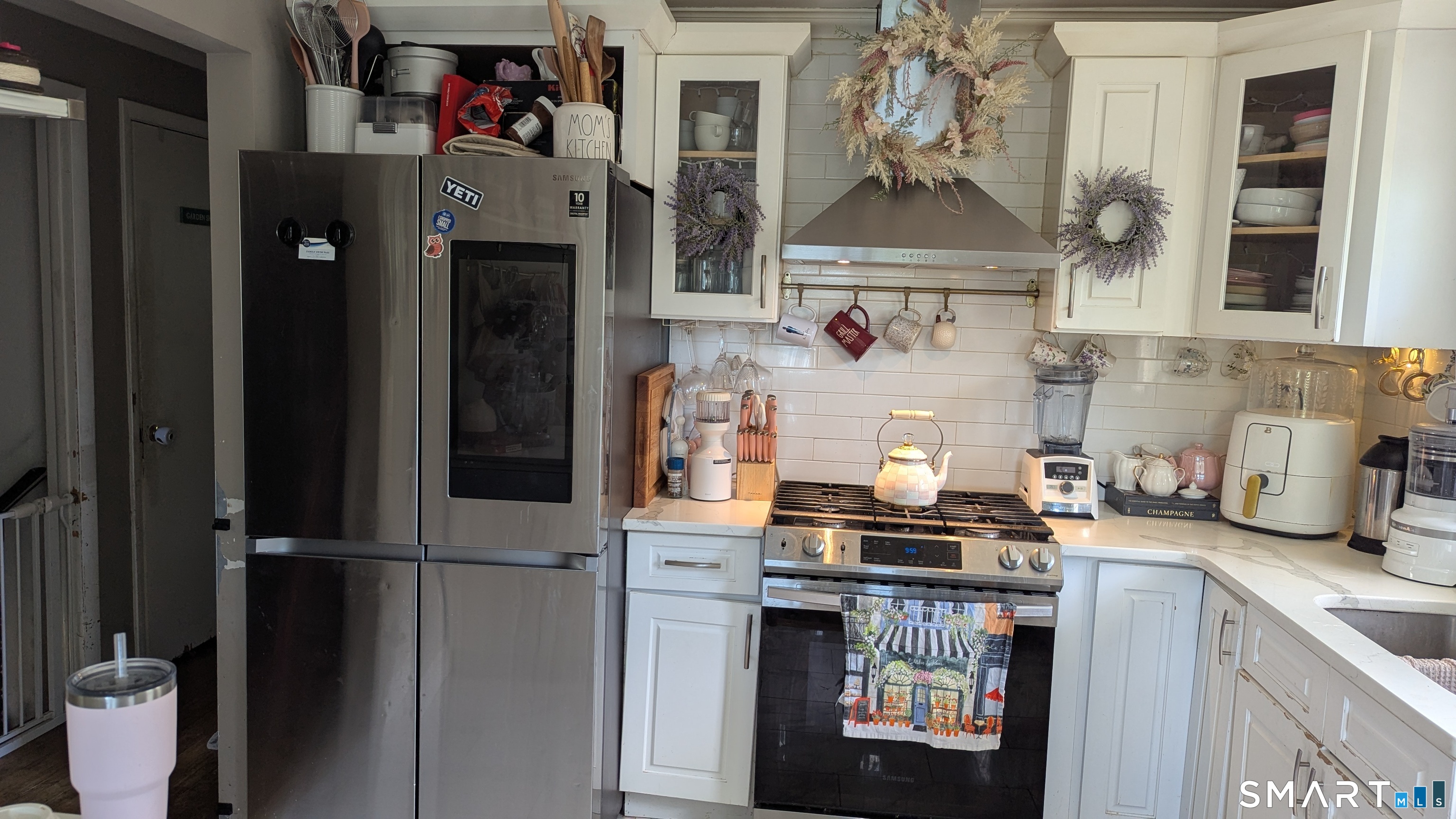 282 Lakeside Drive Bridgeport CT 06606