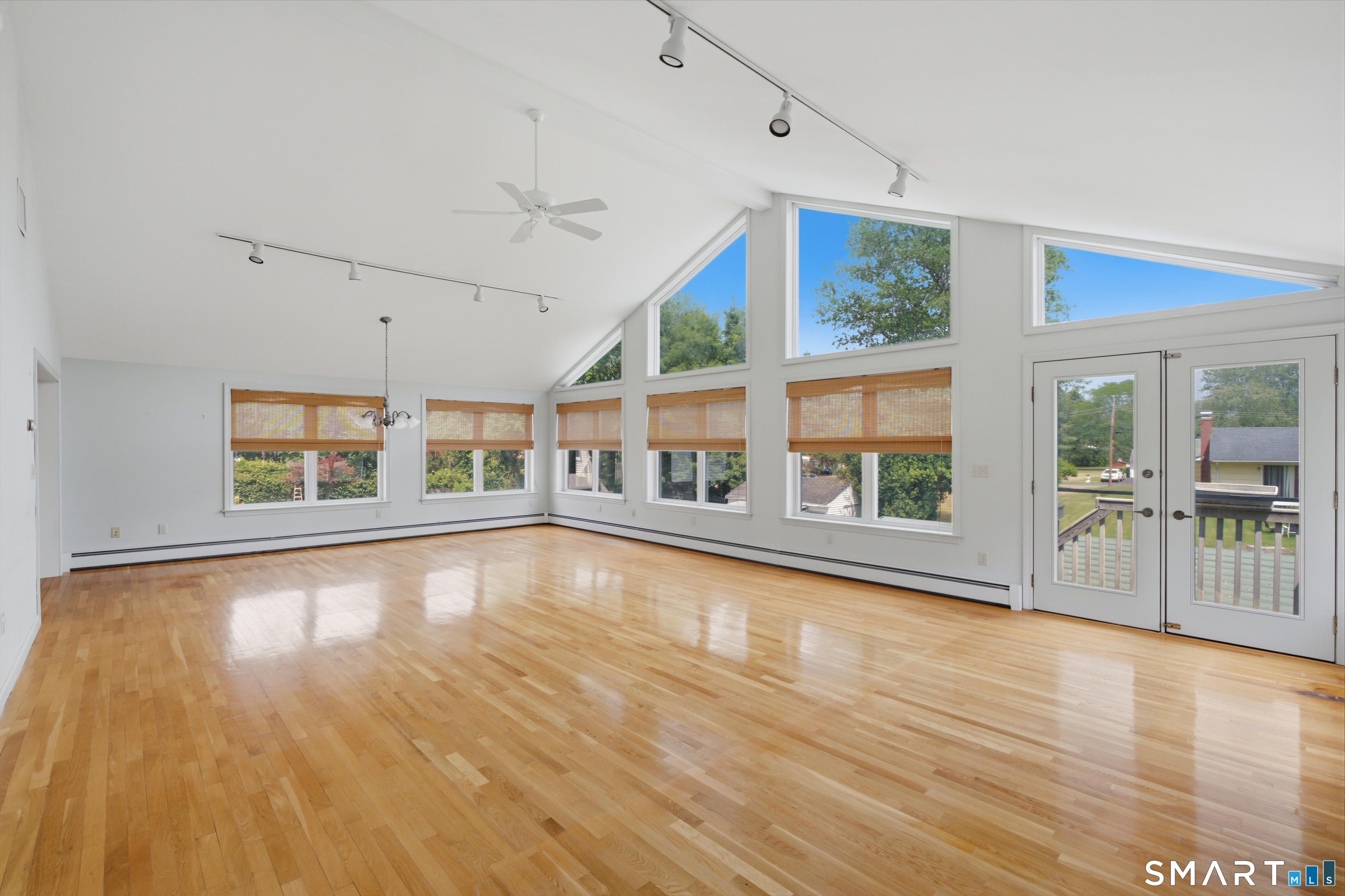90 Woodland Avenue Bloomfield CT 06002