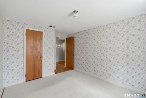 90 Woodland Avenue Bloomfield CT 06002