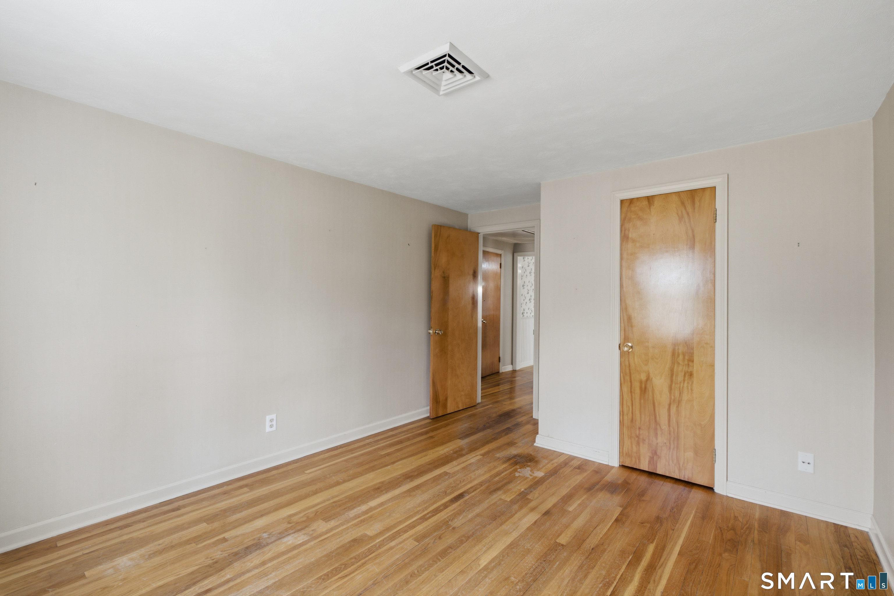 90 Woodland Avenue Bloomfield CT 06002