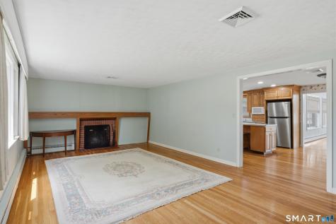 90 Woodland Avenue Bloomfield CT 06002