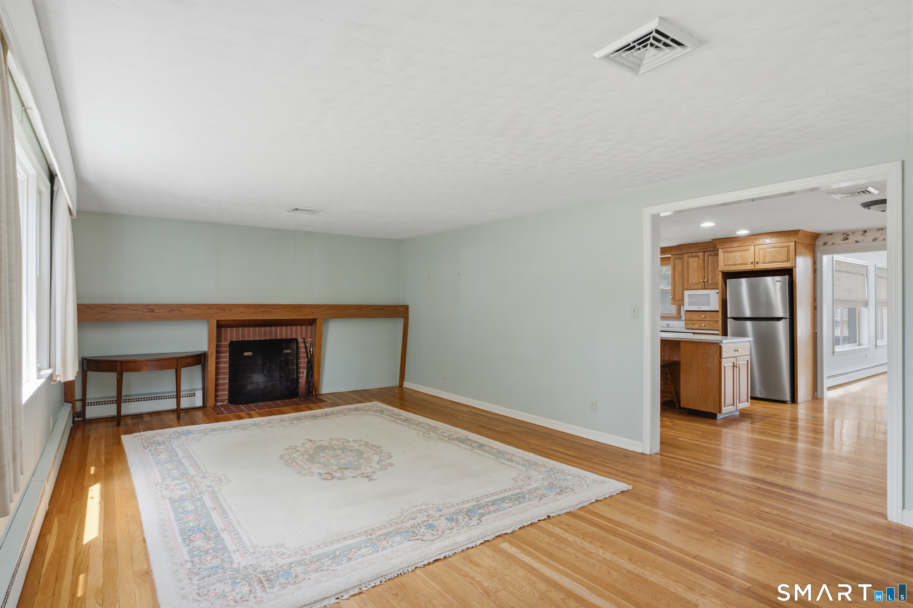 90 Woodland Avenue Bloomfield CT 06002