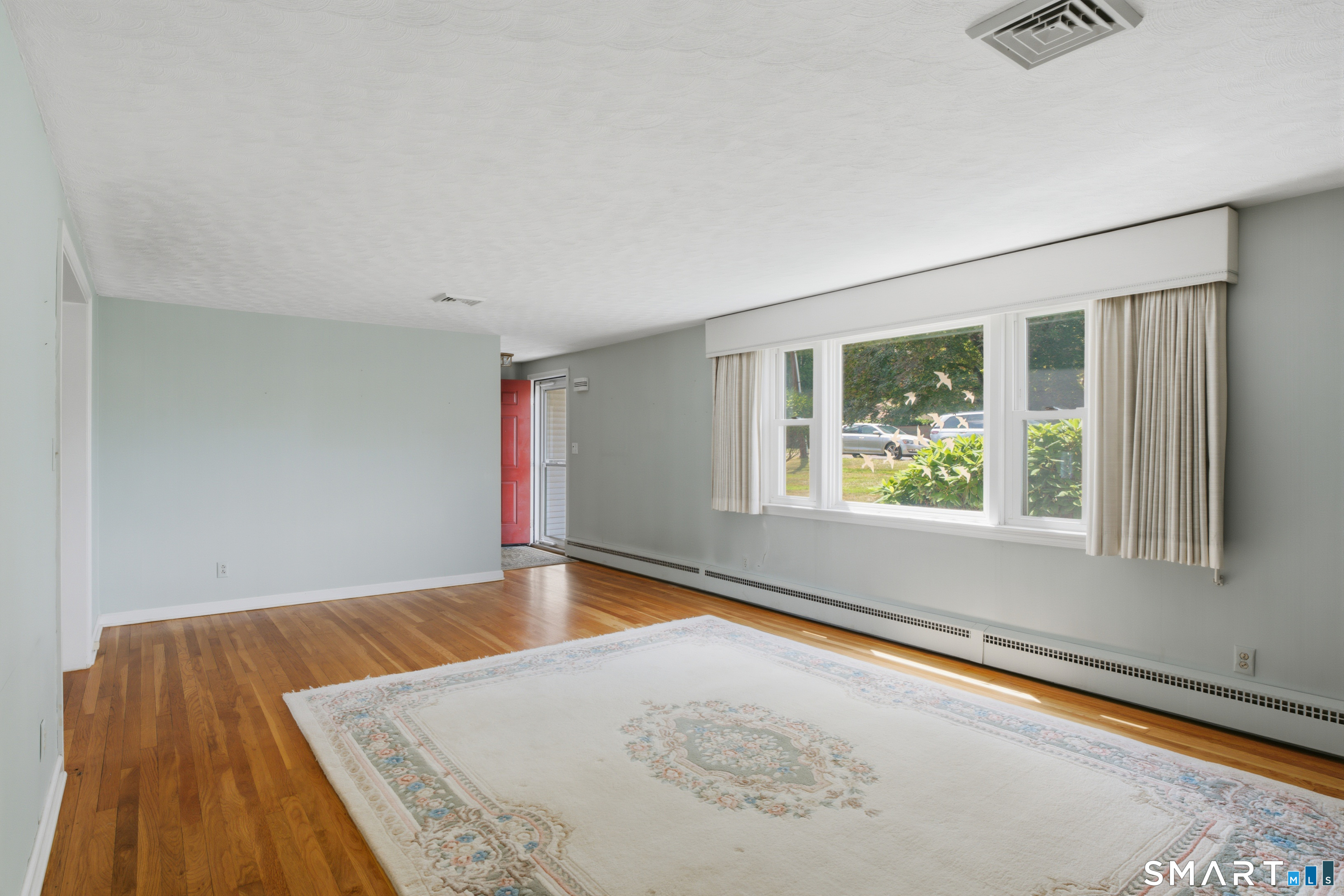 90 Woodland Avenue Bloomfield CT 06002