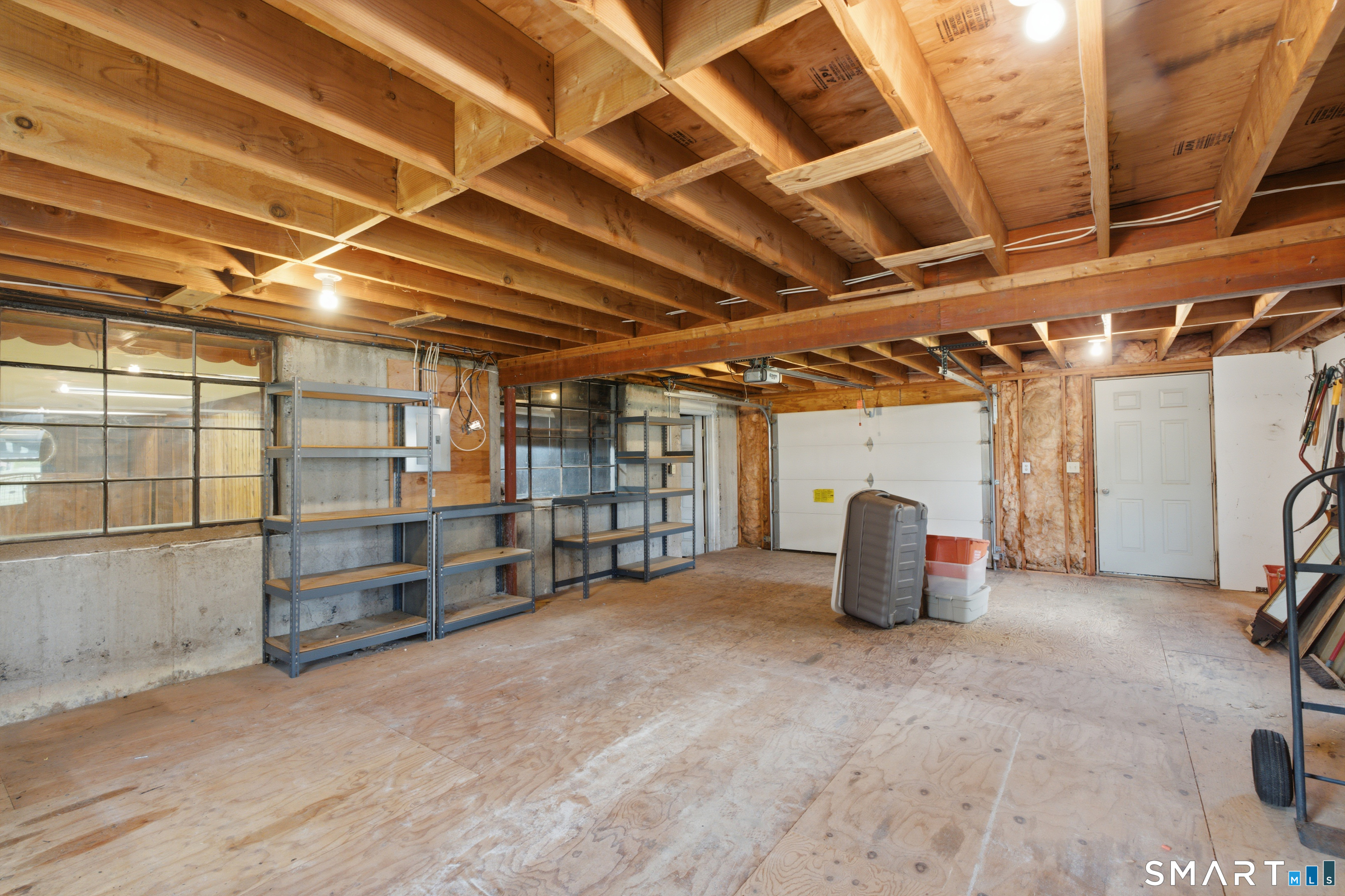 90 Woodland Avenue Bloomfield CT 06002