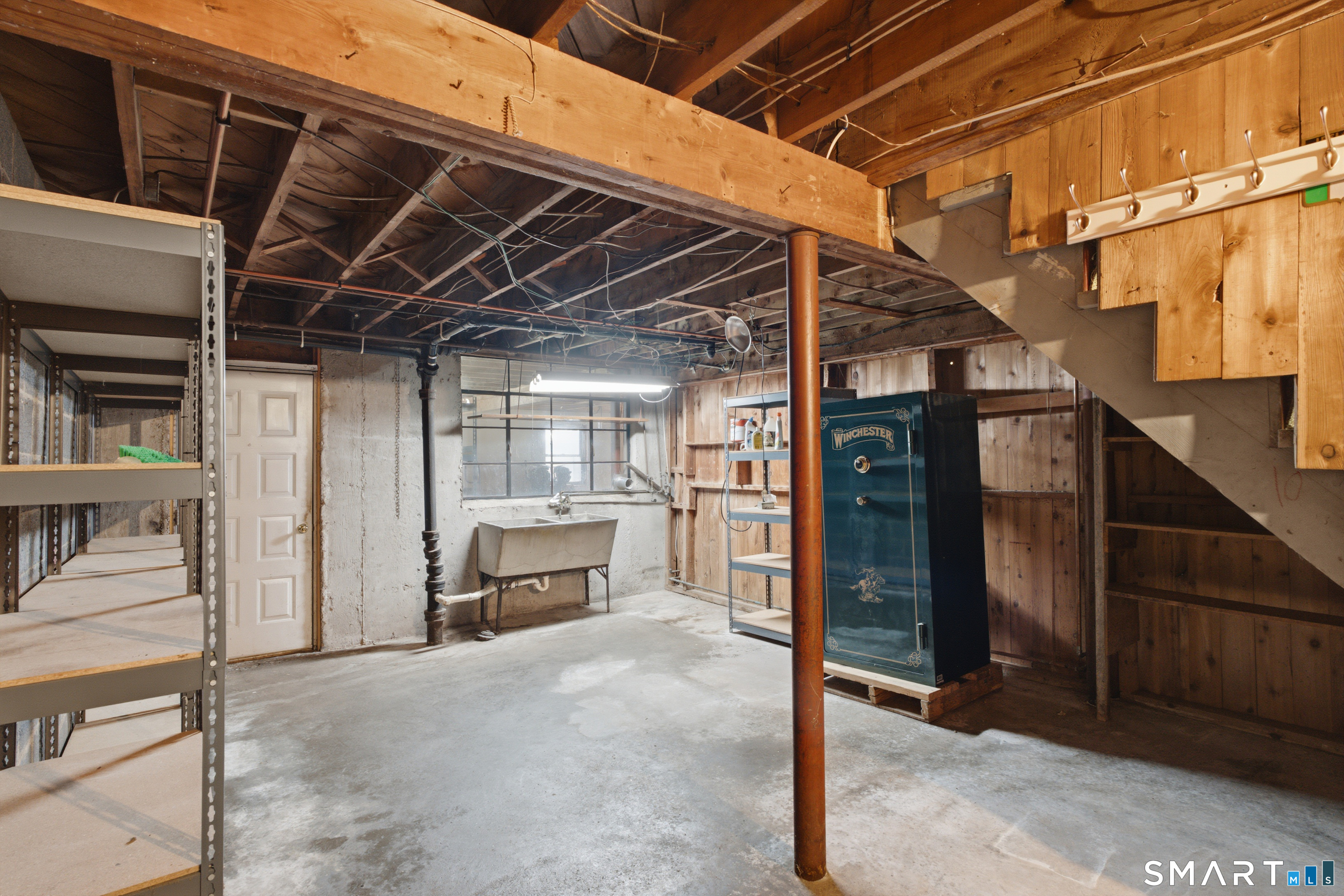 90 Woodland Avenue Bloomfield CT 06002