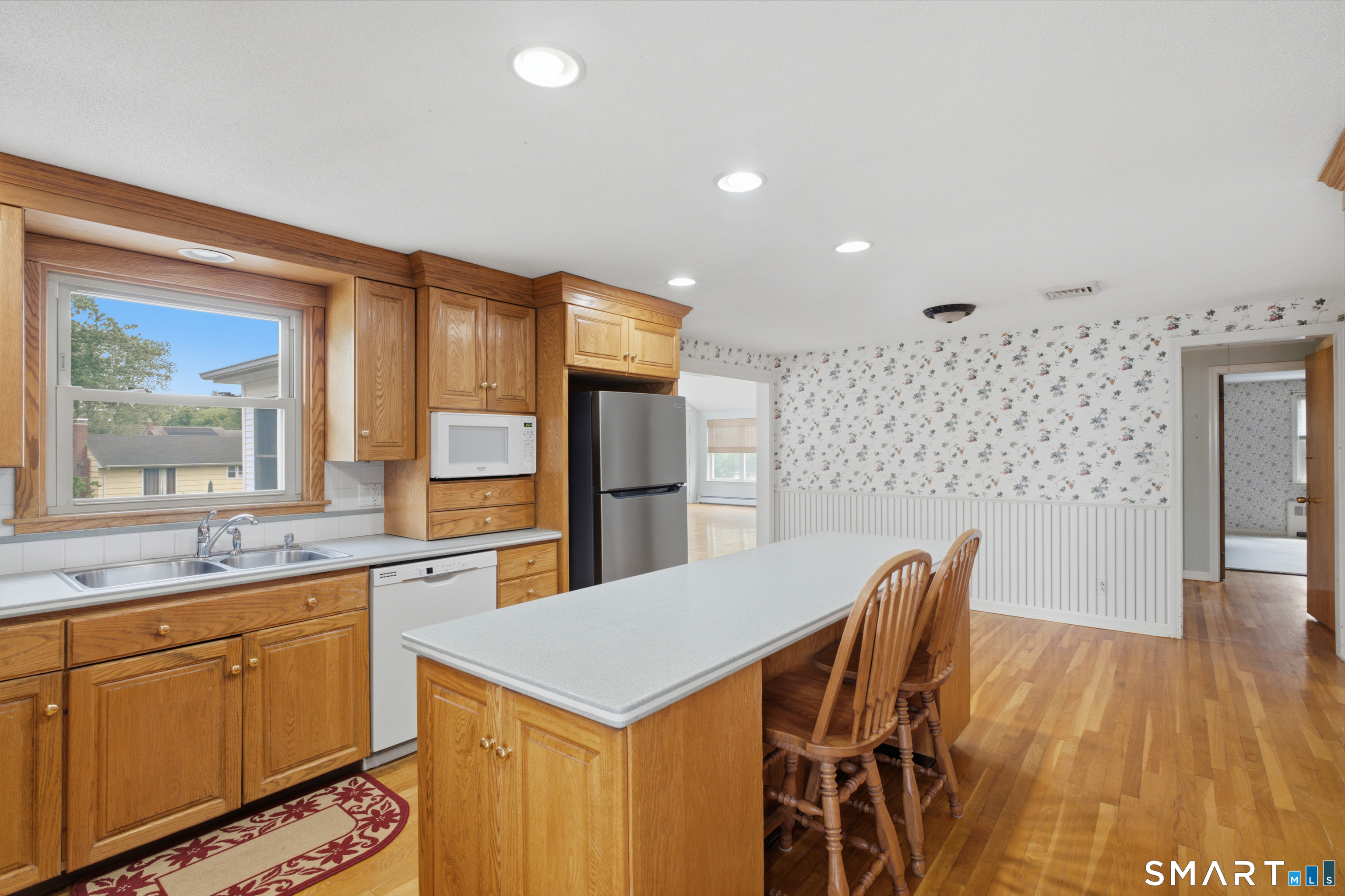 90 Woodland Avenue Bloomfield CT 06002