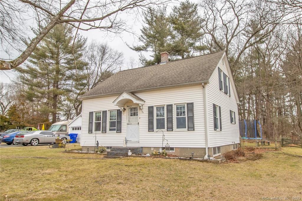 61 Simon Road Enfield CT 06082